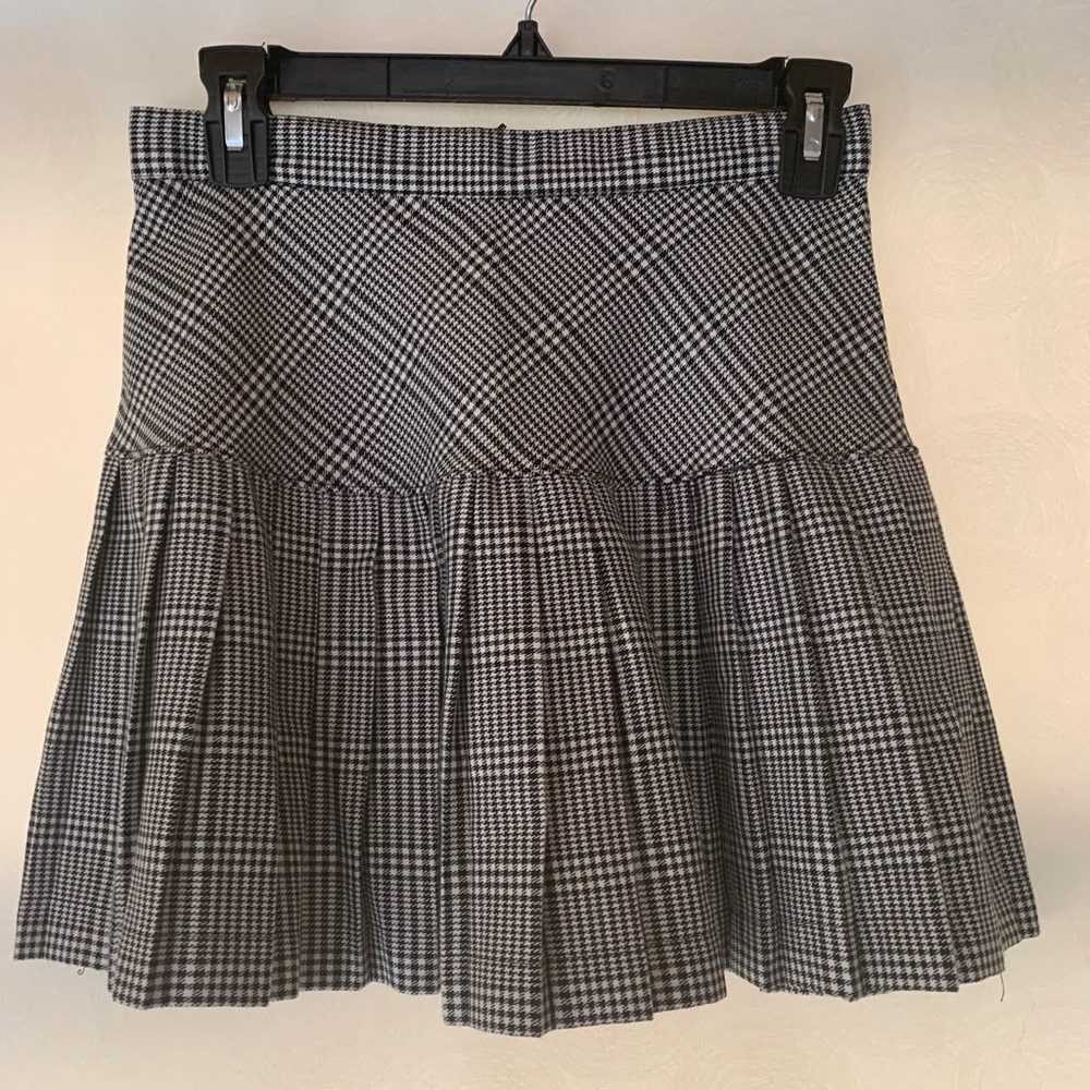Forever 21 pleated plaid skirt